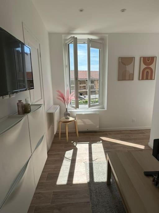 Appartement Aux Portes De Paris Ivry-sur-Seine Exteriör bild